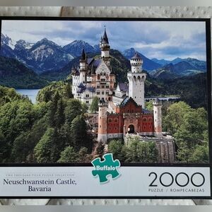 Buffalo Neuschwanstein Castle 2000-Piece Puzzle